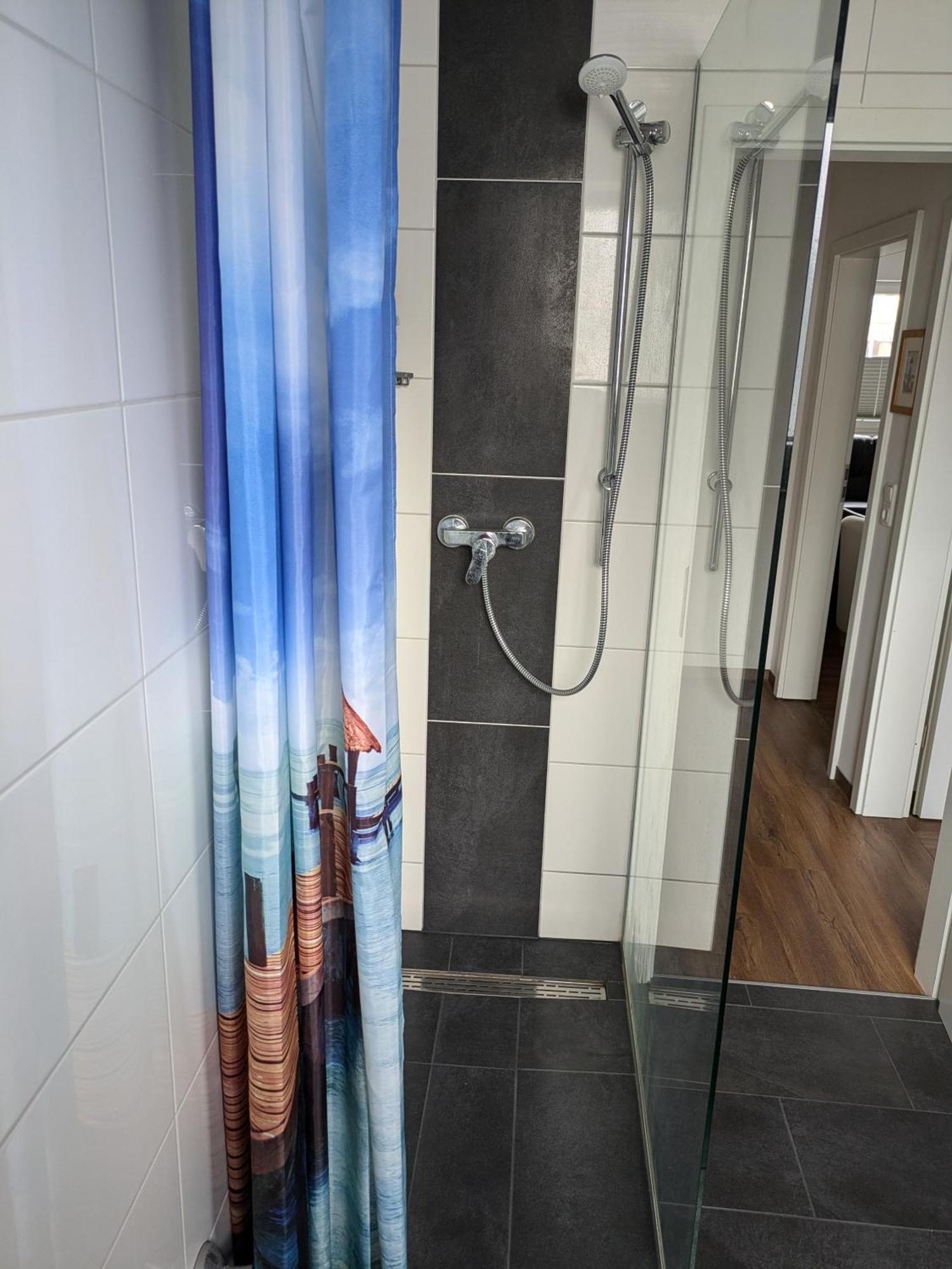 Schoene Einfache Ferienwohnung Zwischen Stadt Und Meer 威廉港 外观 照片